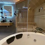 Aix La Chapelle, Exclusive Apartments, Wellness And More, Hotel