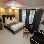 Hotel Aix La Chapelle, Exclusive Apartments, Wellness And More, Aquisgrano