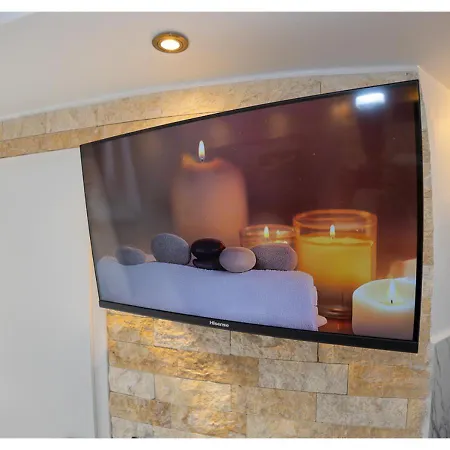 Aix La Chapelle, Exclusive Apartments, Wellness And More, Hotel