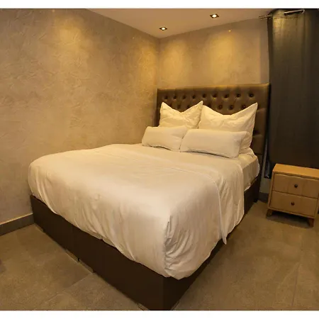 Hotel Aix La Chapelle, Exclusive Apartments, Wellness And More, *