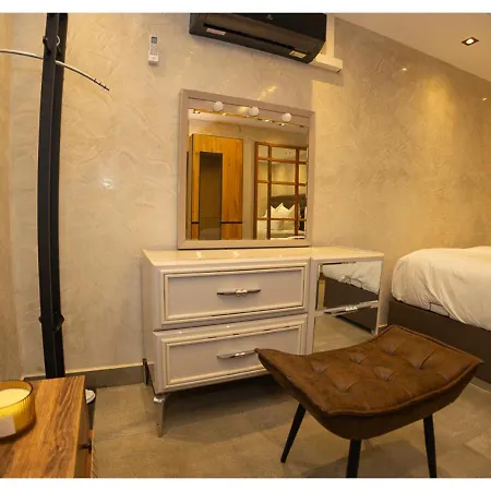 Hotel Aix La Chapelle, Exclusive Apartments, Wellness And More, Aachen