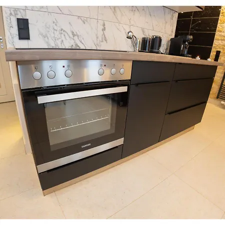 Aix La Chapelle, Exclusive Apartments, Wellness And More, 酒店 *