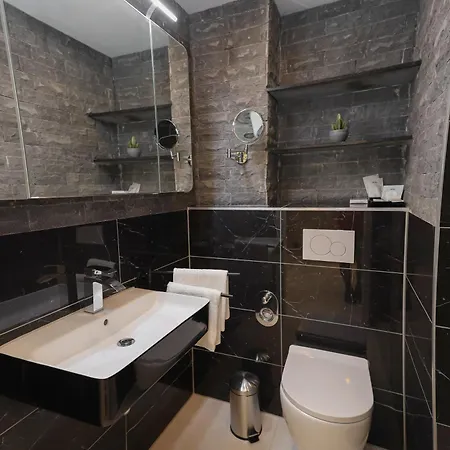 Aix La Chapelle, Exclusive Apartments, Wellness And More, * آخن