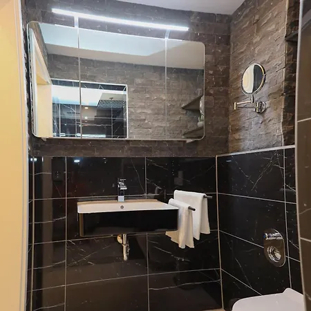 Aix La Chapelle, Exclusive Apartments, Wellness And More, Hotel *