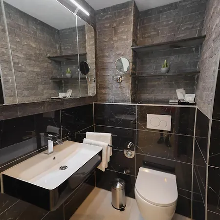 Aix La Chapelle, Exclusive Apartments, Wellness And More, فندق *
