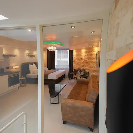 Aix La Chapelle, Exclusive Apartments, Wellness And More, فندق آخن