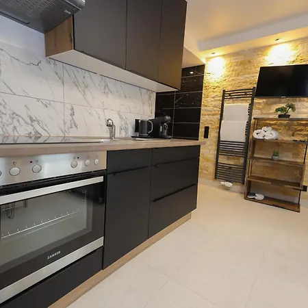Hotel Aix La Chapelle, Exclusive Apartments, Wellness And More, Aachen