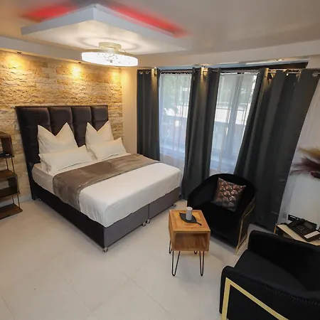 Hotel Aix La Chapelle, Exclusive Apartments, Wellness And More, Aachen