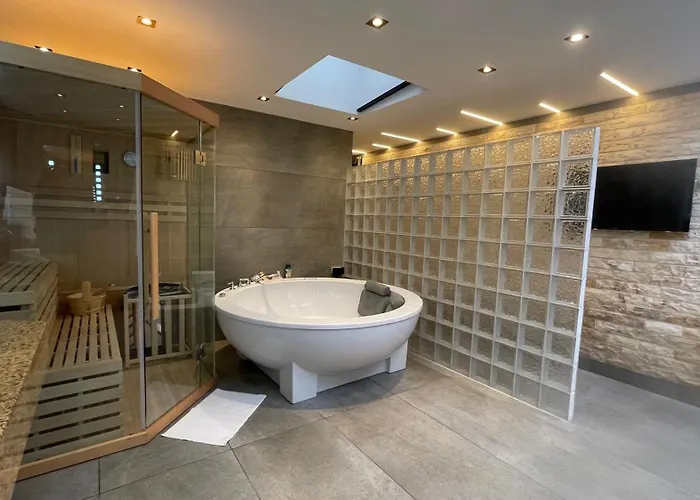 Hotel Aix La Chapelle, Exclusive Apartments, Wellness And More,