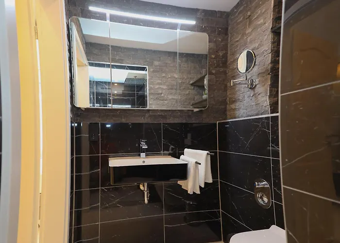 Aix La Chapelle, Exclusive Apartments, Wellness And More, Hotel *