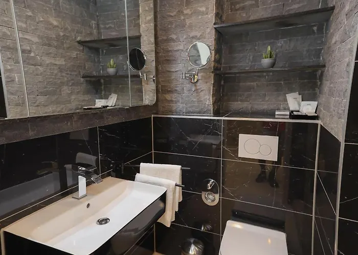 Aix La Chapelle, Exclusive Apartments, Wellness And More, 酒店 *