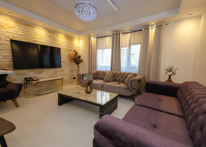 Hotel Aix La Chapelle, Exclusive Apartments, Wellness And More, *